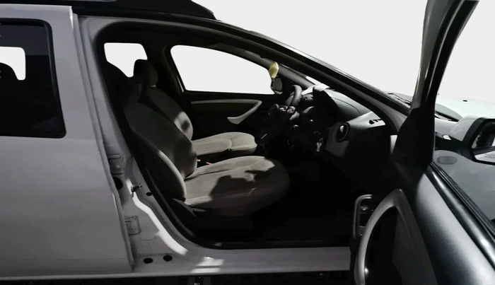 2014 Renault Duster 85 PS RXL DIESEL, Diesel, Manual, 1,82,571 km, interior