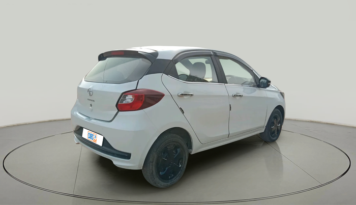 2022 Tata Tiago XT PETROL, Petrol, Manual, 25,529 km, exterior