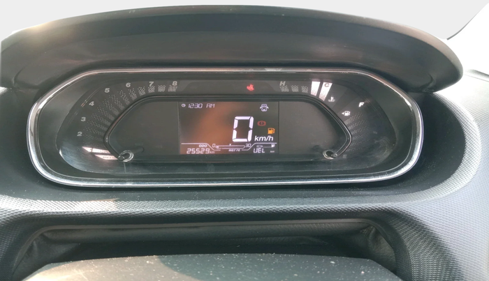 2022 Tata Tiago XT PETROL, Petrol, Manual, 25,529 km, interior
