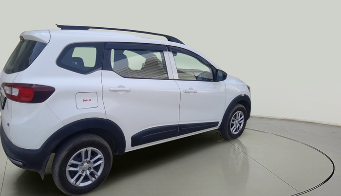 2021 Renault TRIBER RXL MT, Petrol, Manual, 15,390 km, exterior