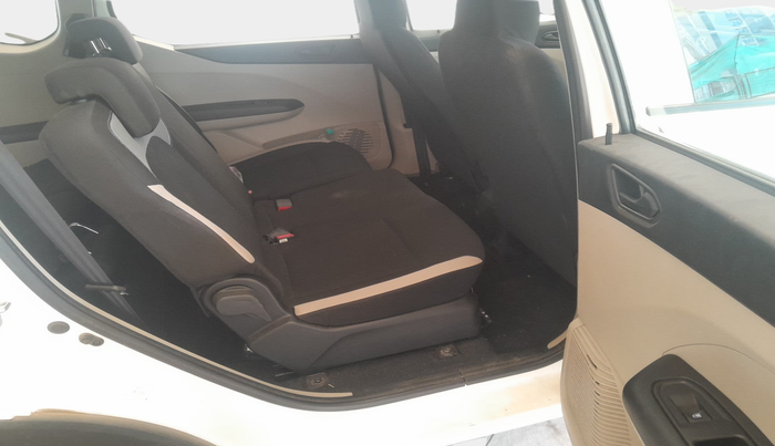 2021 Renault TRIBER RXL MT, Petrol, Manual, 15,390 km, interior