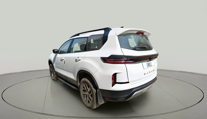 2024 Tata Safari PURE (O), Diesel, Manual, 45,698 km, exterior