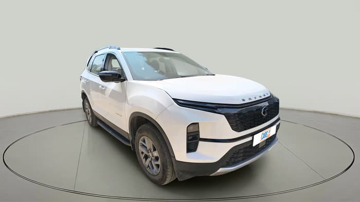 2024 Tata Safari PURE (O), Diesel, Manual, 45,698 km, exterior