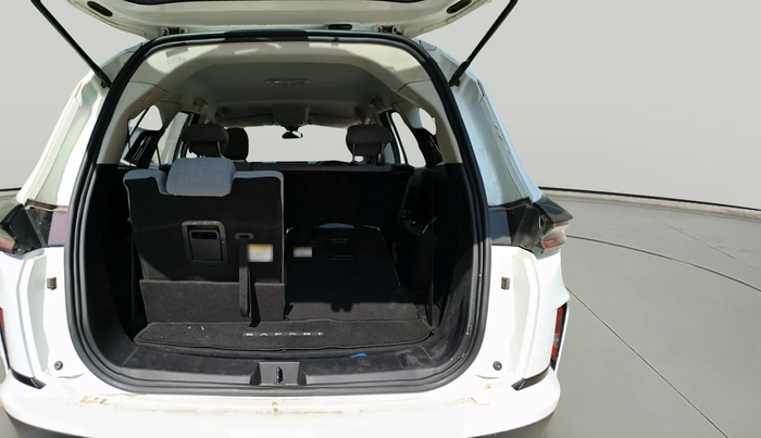 2024 Tata Safari PURE (O), Diesel, Manual, 45,698 km, exterior