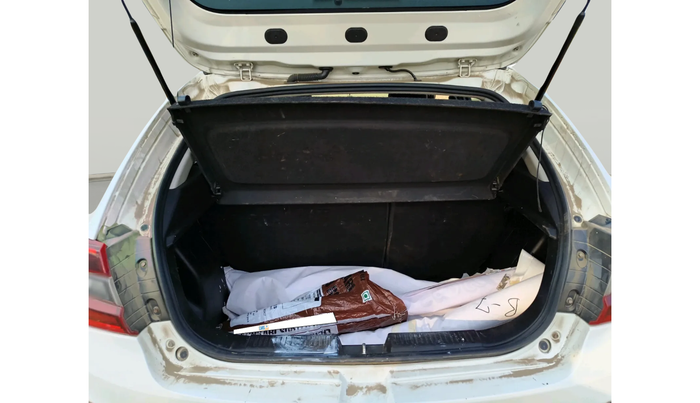 2022 Toyota Glanza G, Petrol, Manual, 85,382 km, exterior