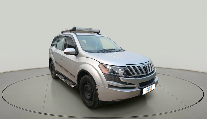 2013 Mahindra XUV500 W8, Diesel, Manual, 2,31,637 km, exterior