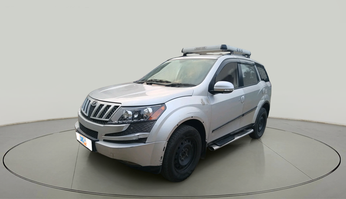 2013 Mahindra XUV500 W8, Diesel, Manual, 2,31,637 km, exterior