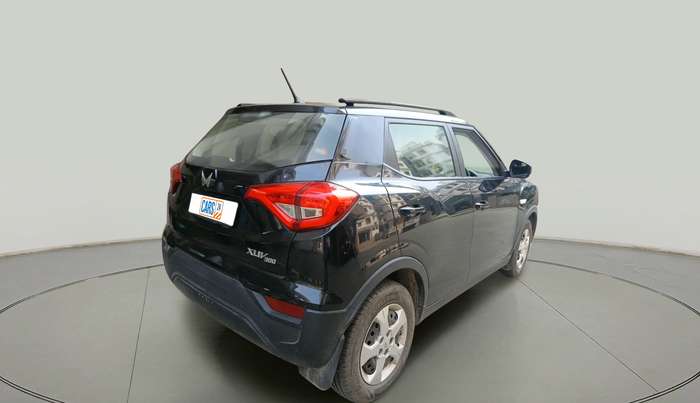 2023 Mahindra XUV300 W6 1.2 PETROL, Petrol, Manual, 12,477 km, exterior
