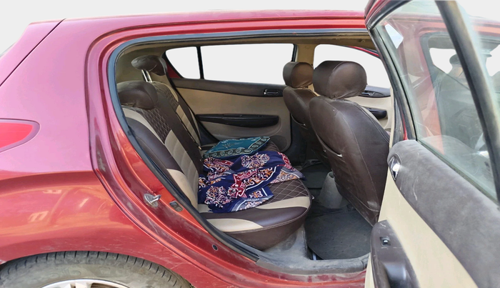 2010 Hyundai i20 ASTA 1.2, Petrol, Manual, 2,08,321 km, interior