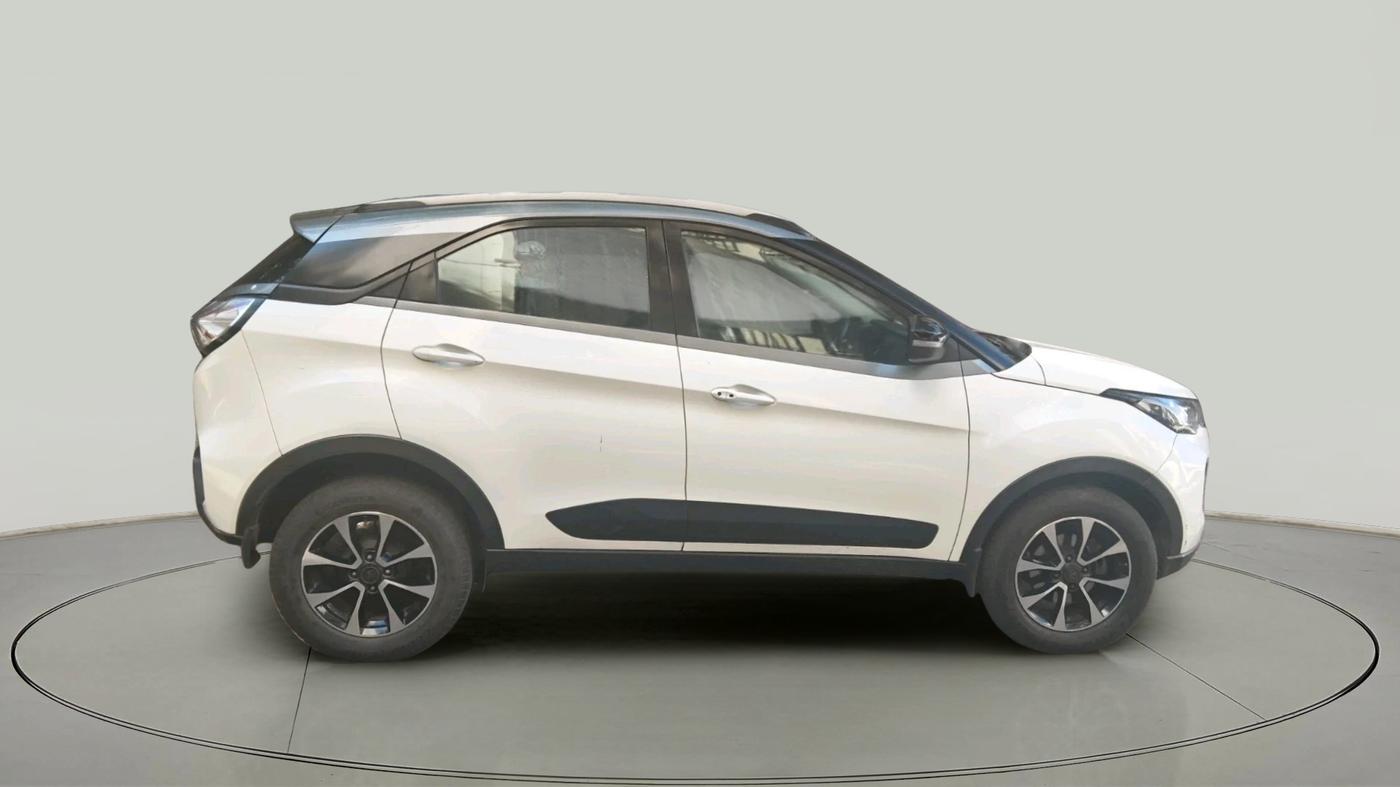 2020 Tata NEXON XZA PLUS SUNROOF DIESEL, Diesel, Automatic, 67,188 km, exterior