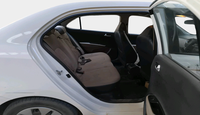 2015 Hyundai Xcent S 1.2, Petrol, Manual, 50,105 km, interior