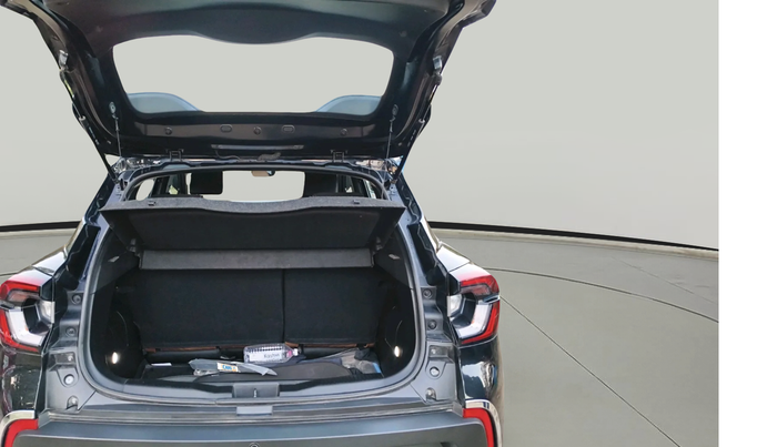 2023 Renault Kiger RXT (O) MT, Petrol, Manual, 43,333 km, exterior