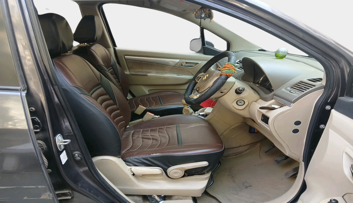 2013 Maruti Ertiga ZDI, Diesel, Manual, 1,86,848 km, interior