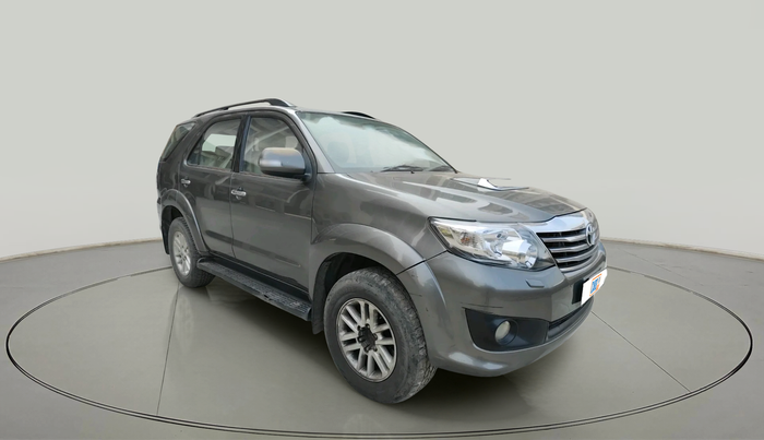 2014 Toyota Fortuner 3.0 4X2 AT, Diesel, Automatic, 2,45,650 km, exterior