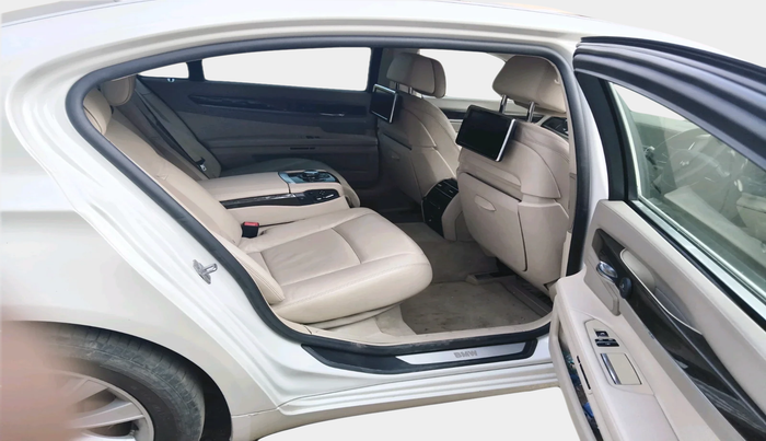 2013 BMW 7 Series 730Ld, Diesel, Automatic, 1,49,740 km, interior