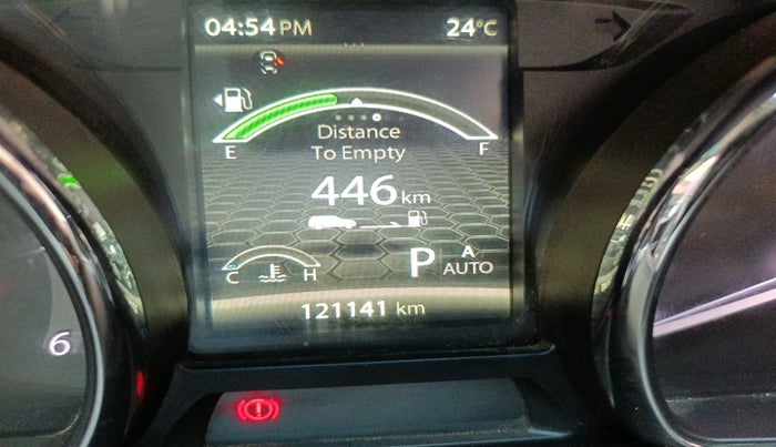 2018 Tata Hexa XTA 4X2 7 STR, Diesel, Automatic, 1,21,141 km, interior