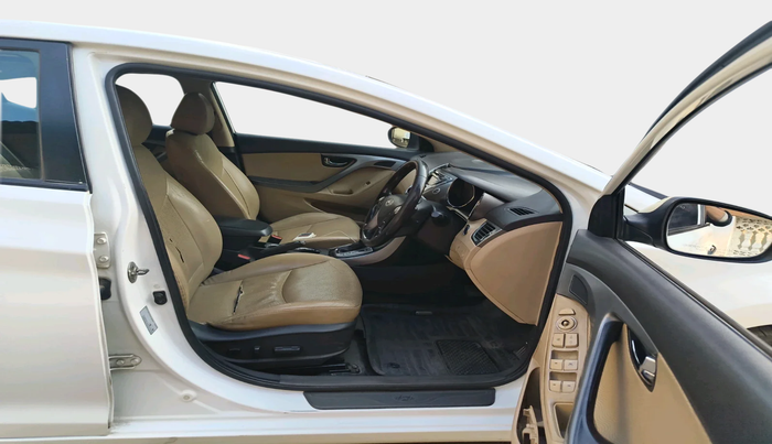 2014 Hyundai New Elantra 1.8 SX AT VTVT, Petrol, Automatic, 1,03,549 km, interior