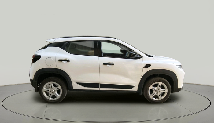 2024 Renault Kiger RXT AMT, Petrol, Automatic, 6,414 km, exterior