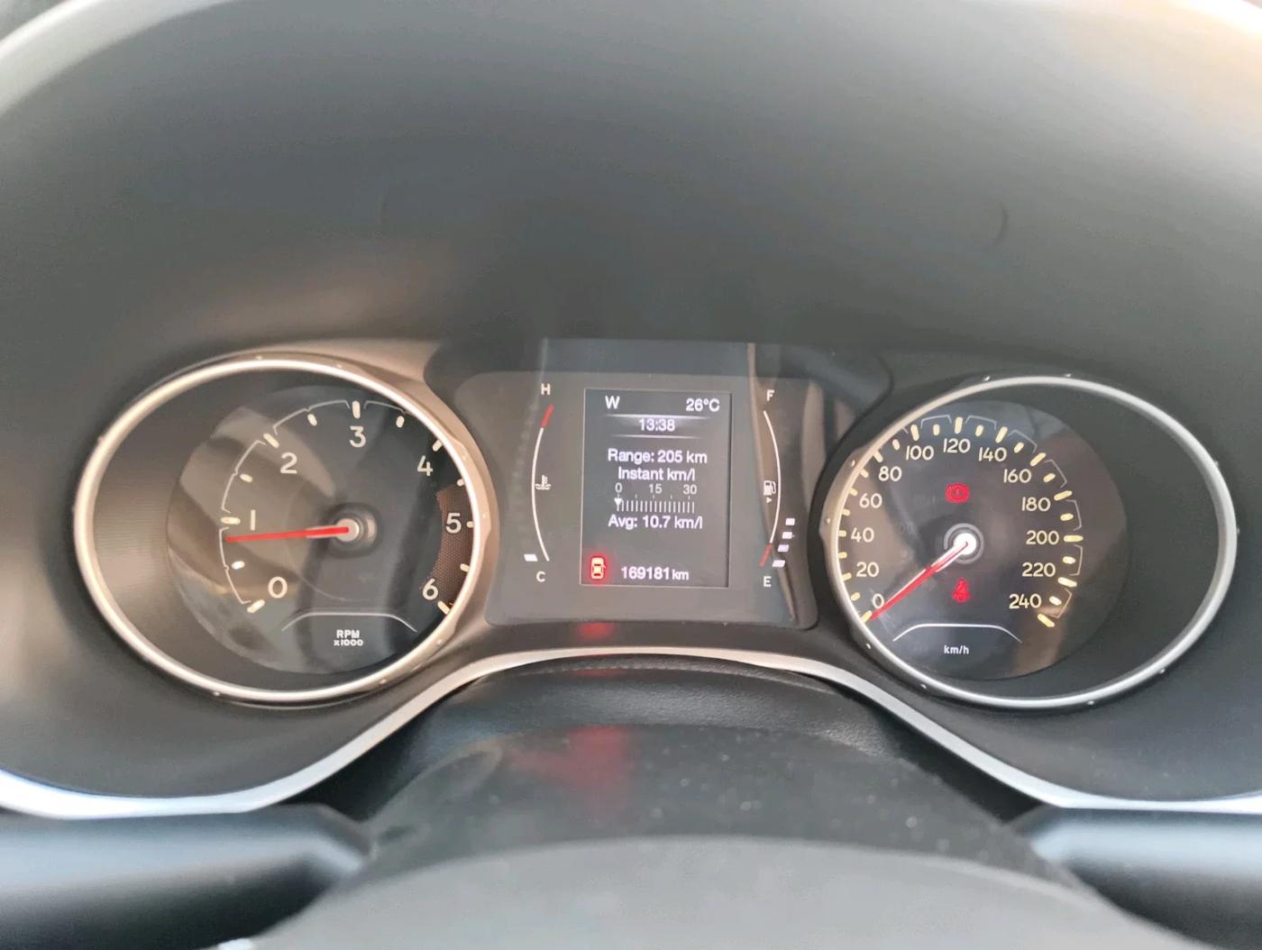 2019 Jeep Compass LIMITED PLUS DIESEL 4X4, Diesel, Manual, 1,69,181 km, interior