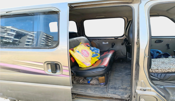 2015 Maruti Eeco 5 STR WITH A/C+HTR, Petrol, Manual, 1,74,429 km, interior