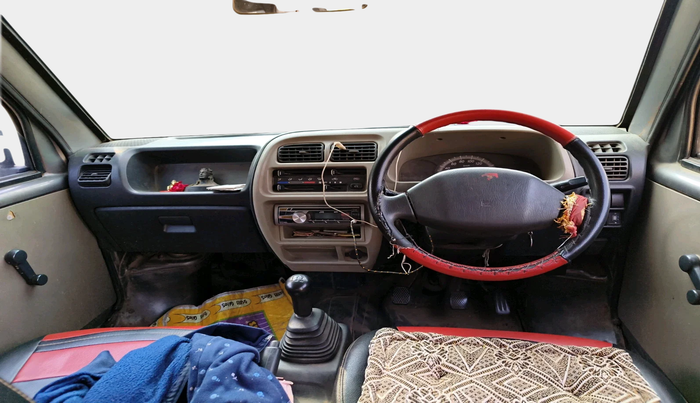 2015 Maruti Eeco 5 STR WITH A/C+HTR, Petrol, Manual, 1,74,429 km, interior