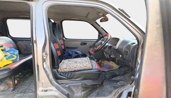 2015 Maruti Eeco 5 STR WITH A/C+HTR, Petrol, Manual, 1,74,429 km, interior