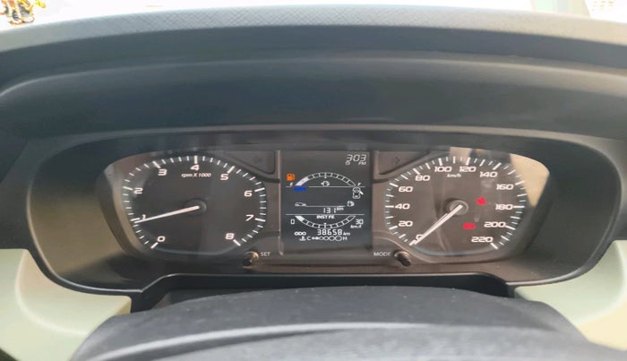 2022 Tata PUNCH ADVENTURE MT, Petrol, Manual, 38,658 km, interior