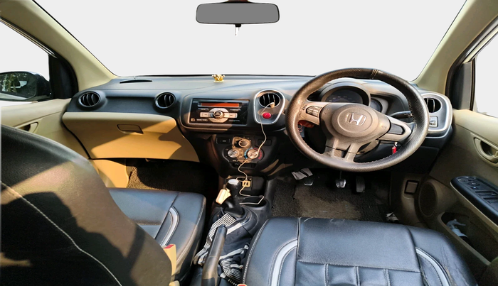 2015 Honda Mobilio 1.5L I-DTEC S, Diesel, Manual, 2,50,240 km, interior