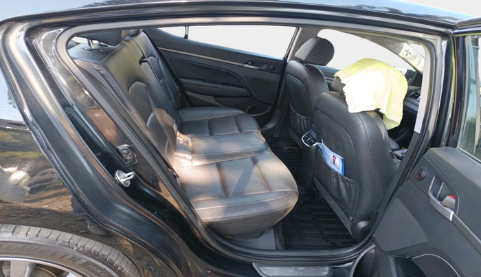 2018 Hyundai New Elantra 1.6 SX (O) AT DIESEL, Diesel, Automatic, 1,44,555 km, interior