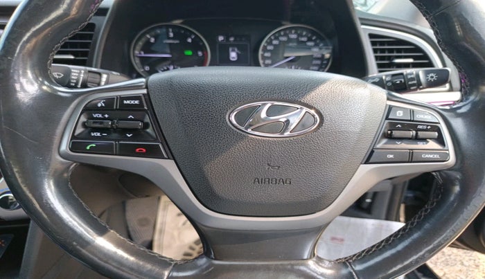 2018 Hyundai New Elantra 1.6 SX (O) AT DIESEL, Diesel, Automatic, 1,44,555 km, interior