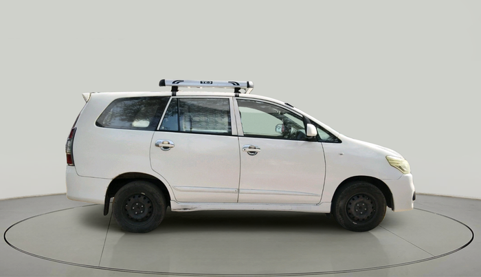 2015 Toyota Innova 2.5 GX 7 STR, Diesel, Manual, 1,82,347 km, exterior