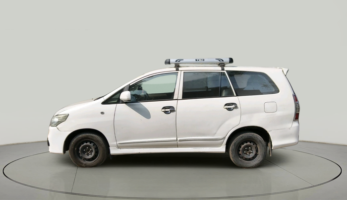 2015 Toyota Innova 2.5 GX 7 STR, Diesel, Manual, 1,82,347 km, exterior