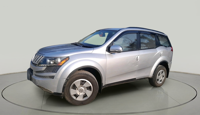 2014 Mahindra XUV500 W6, Diesel, Manual, 1,55,227 km, exterior