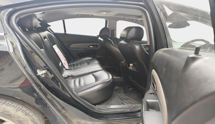 2011 Chevrolet Cruze LTZ AT, Diesel, Automatic, 72,340 km, interior