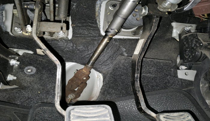 2017 Mahindra Kuv100 K8 5 STR, Petrol, Manual, 22,824 km, interior