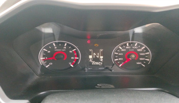 2017 Mahindra Kuv100 K8 5 STR, Petrol, Manual, 22,824 km, interior