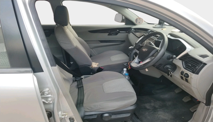 2017 Mahindra Kuv100 K8 5 STR, Petrol, Manual, 22,824 km, interior