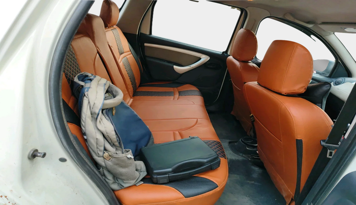 2013 Renault Duster 110 PS RXL DIESEL, Diesel, Manual, 2,10,058 km, interior