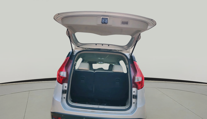 2020 Mahindra MARAZZO M 6 + 8 STR, Diesel, Manual, 1,16,063 km, exterior