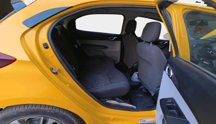 2020 Tata Tiago XZ PLUS PETROL, Petrol, Manual, 76,564 km, interior
