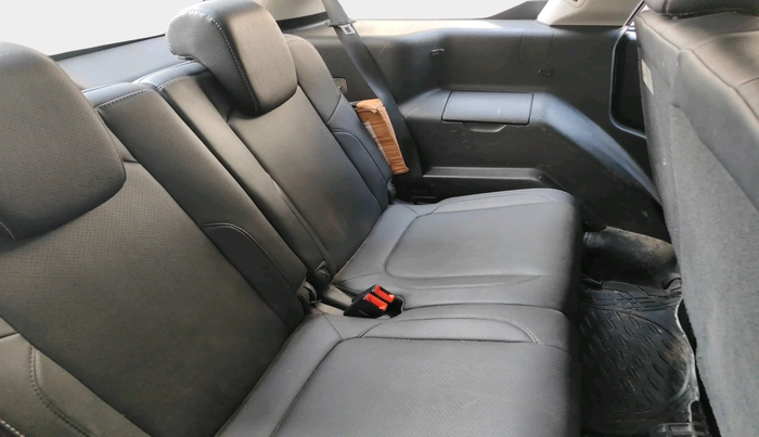 2017 Tata Hexa XTA 4X2 7 STR, Diesel, Automatic, 1,51,034 km, interior