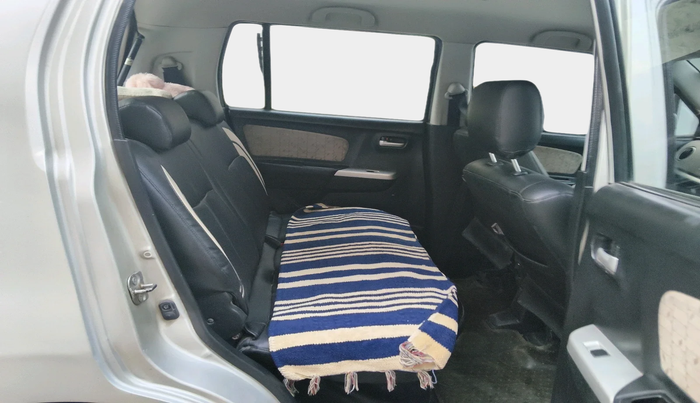 2016 Maruti Wagon R 1.0 VXI, Petrol, Manual, 96,080 km, interior