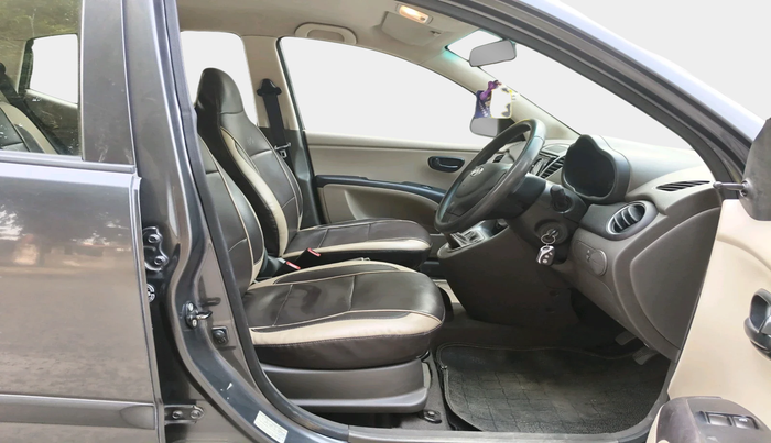 2012 Hyundai i10 MAGNA 1.1, Petrol, Manual, 95,397 km, interior