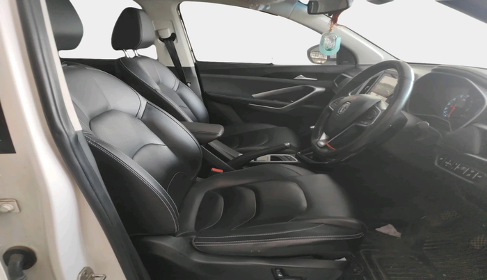 2020 MG HECTOR SHARP 2.0 DIESEL, Diesel, Manual, 1,87,878 km, interior