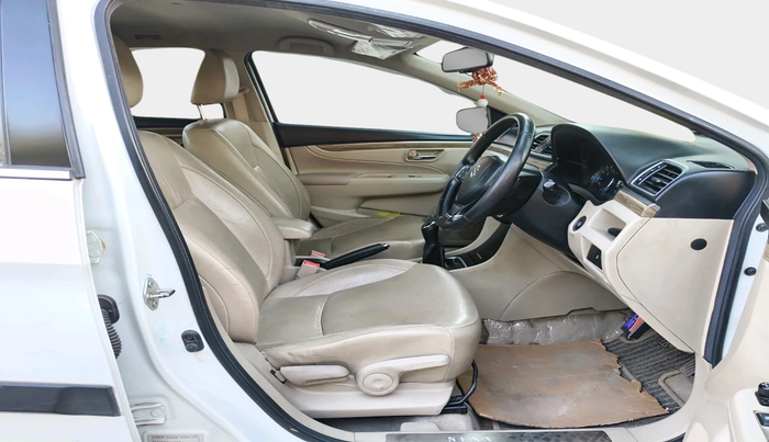 2019 Maruti Ciaz ALPHA 1.5 SHVS PETROL, Petrol, Manual, 75,301 km, interior