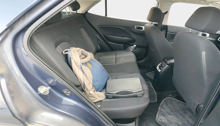 2021 Hyundai VENUE SX 1.5 CRDI, Diesel, Manual, 1,61,877 km, interior