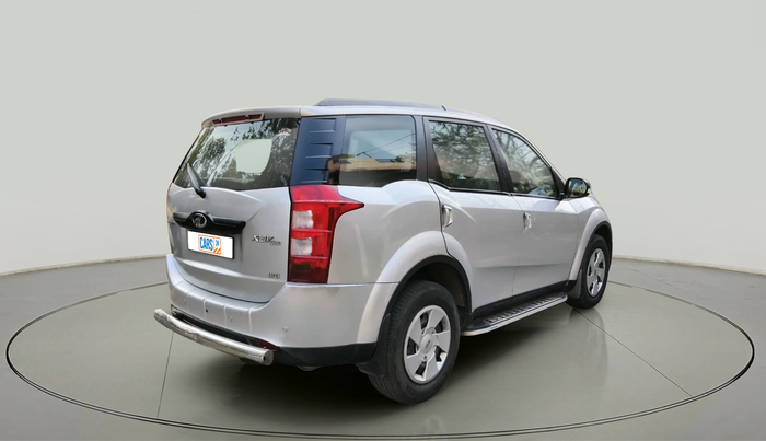 2017 Mahindra XUV500 W6, Diesel, Manual, 1,35,923 km, exterior