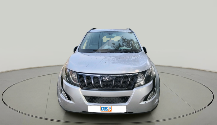 2017 Mahindra XUV500 W6, Diesel, Manual, 1,35,923 km, exterior