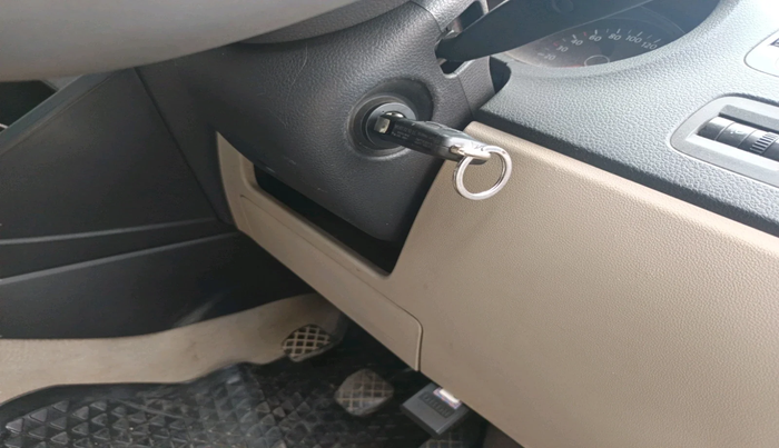 2012 Volkswagen Polo COMFORTLINE 1.2L, Diesel, Manual, 1,05,309 km, interior