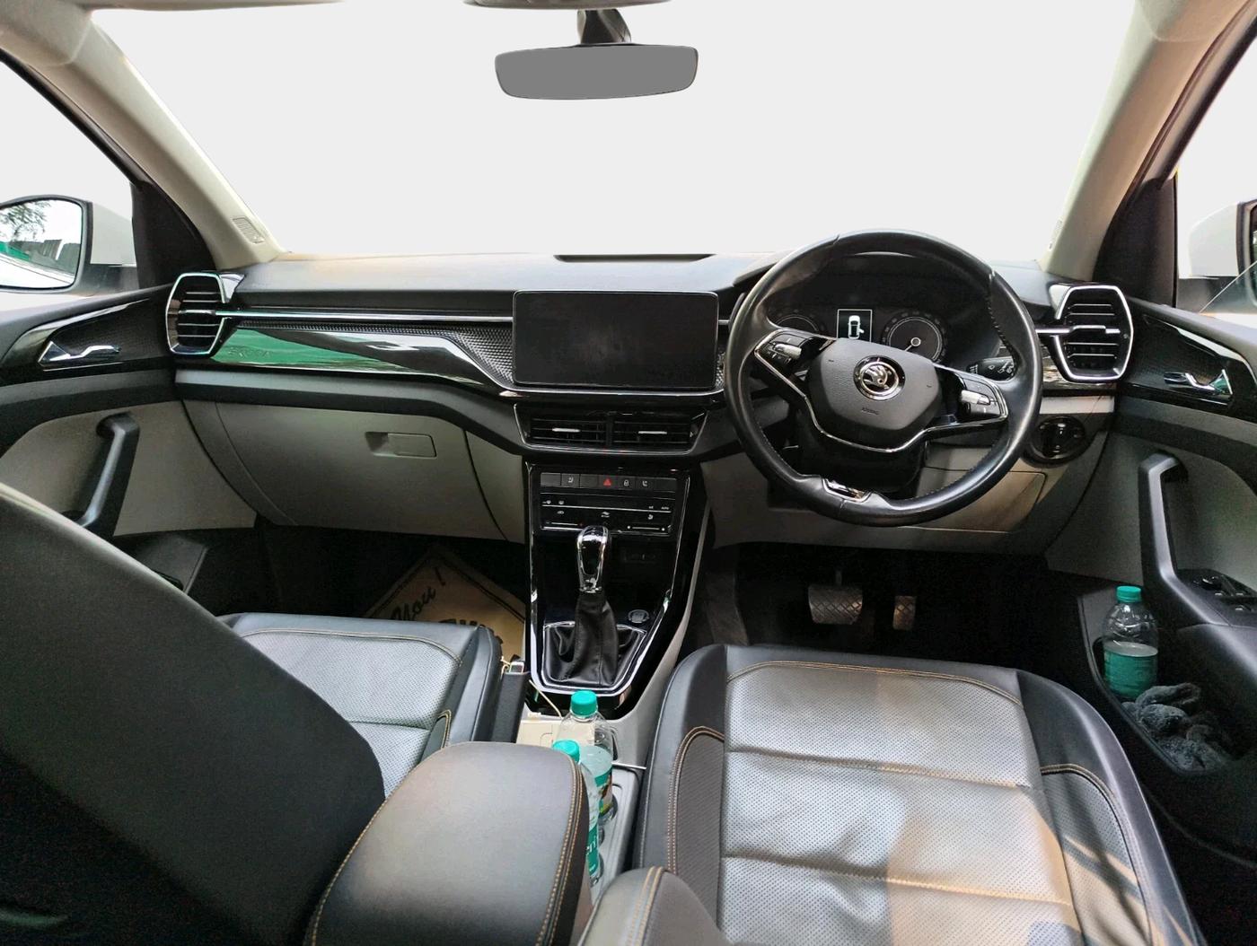 2021 Skoda KUSHAQ STYLE 1.0L TSI AT, Petrol, Automatic, 34,414 km, interior